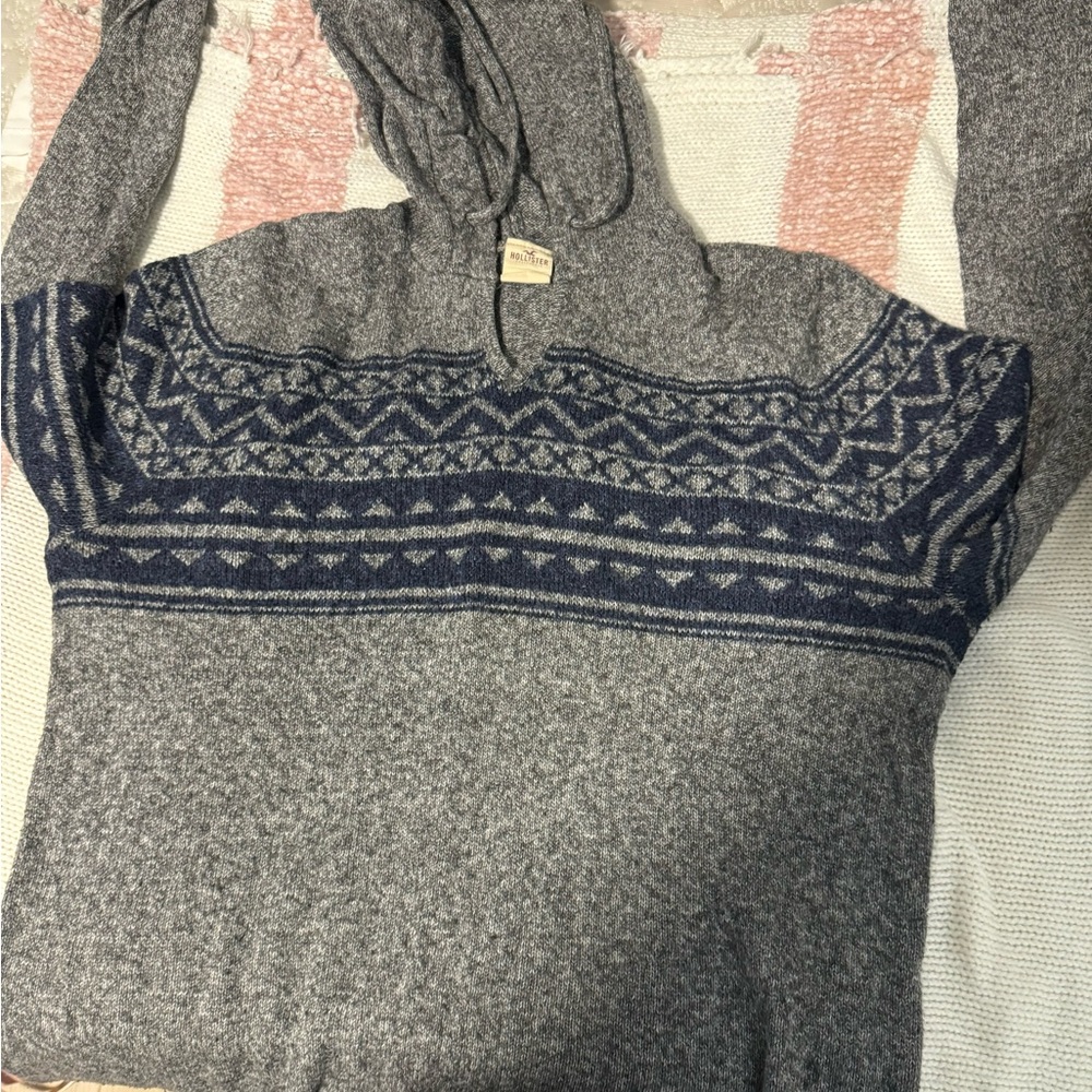 Gray sweater